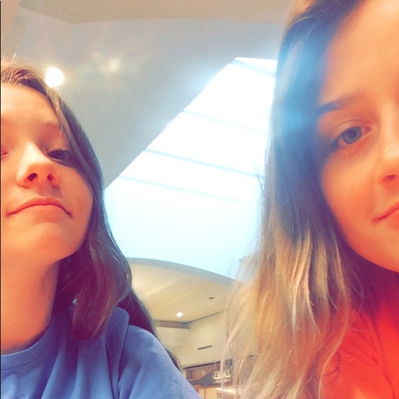 Hello - Picture 4 of 7